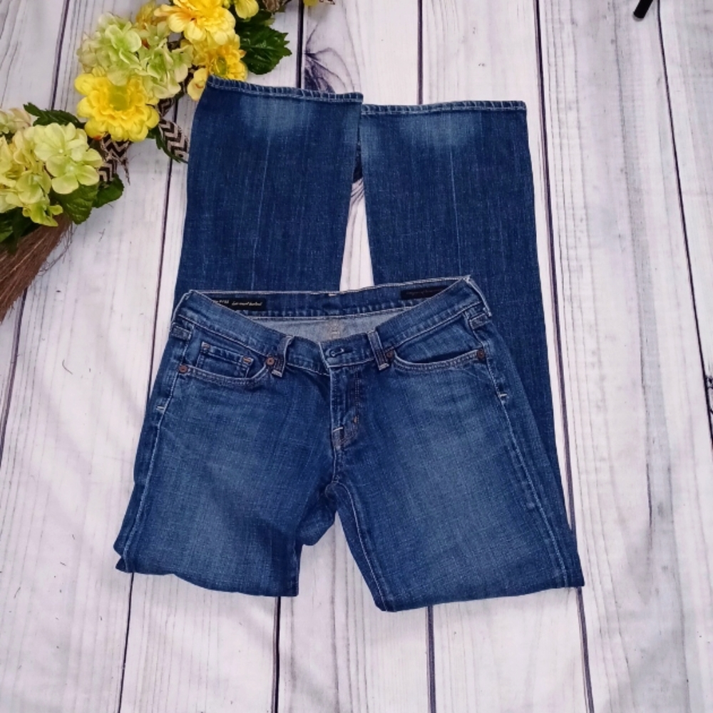 Citizens of humanity jeans. Embroidery pockets 29 x 32.  Citizens of humanity